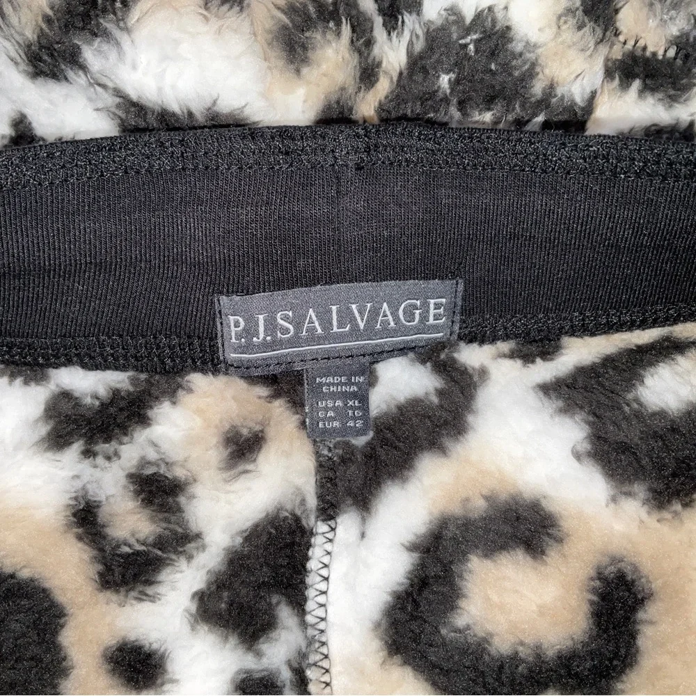 NWT Women P.J. Salvage Fluffy Faux Fur Fleece Leopard Pajama Sleeping‎ Shorts XL